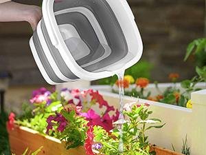 Collapsible wash bucket for indoor cleaning car washing and outdoor use